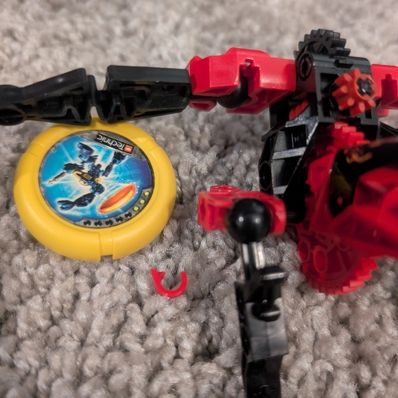 ⭐2/$25⭐Lego Technic Throwbot 8500 black red mech with storage box and manual - Picture 4 of 11